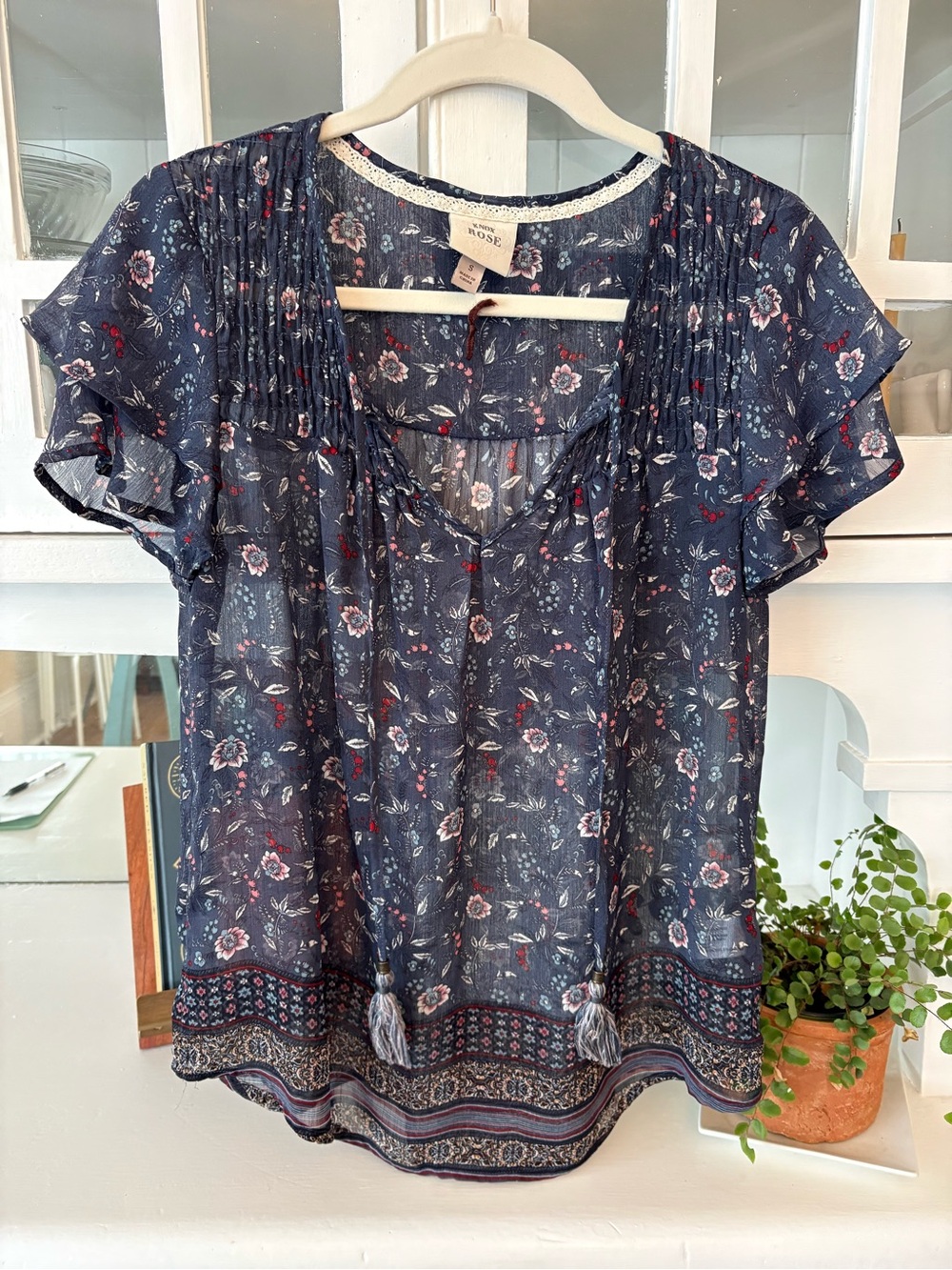 Knox Rose Navy Floral Short-Sleeve Tassel Peasant Top